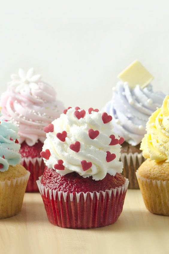 Kids Valentine's Day Cupcake With Heart Candies