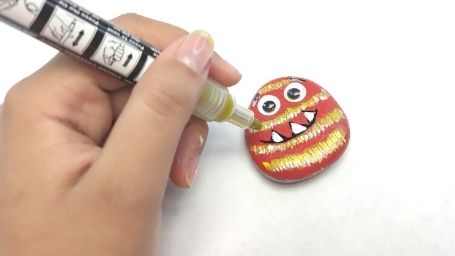Step 15 Funny Monsters Rock Painting Tutorial White Gold Acrylic Marker